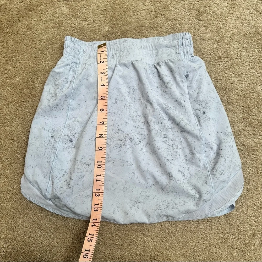 Lululemon Hotty Hot High Rise Skirt Skort Size 2 Light Blue Lycra Stretch EUC - Picture 10 of 10